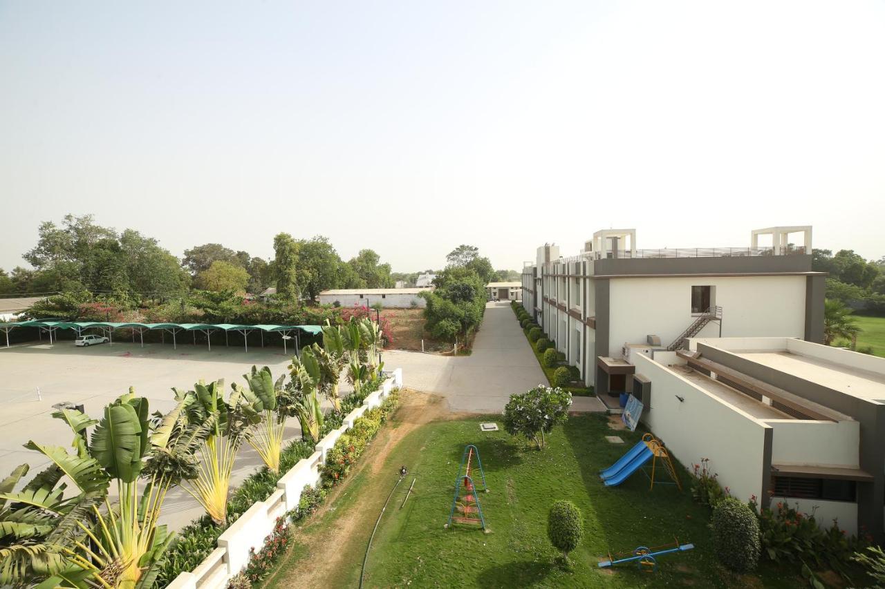 Hotel Anantaragreens Disa Exterior foto